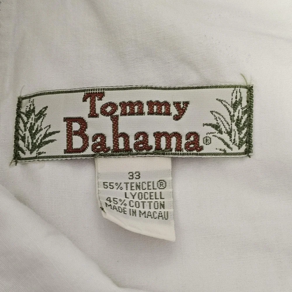 Tommy Bahama Shorts Mens 33 White Tencel Lyocell Pleated‎ Chino Summer Casual